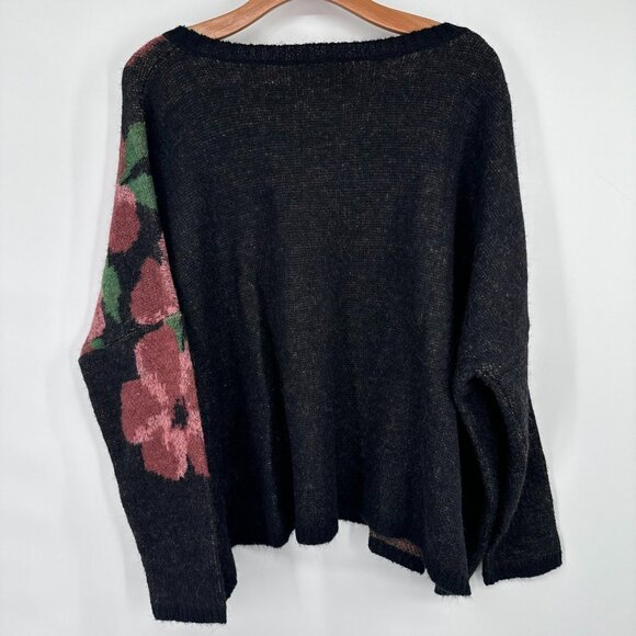 Andree By Unit Floral Sweater Black Flowers Size Medium oversized wool blend - Picture 8 of 12